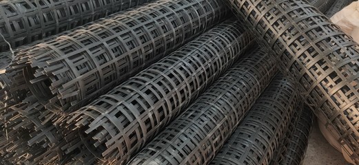 鋼塑土工格柵 性能特點與應(yīng)用領(lǐng)域